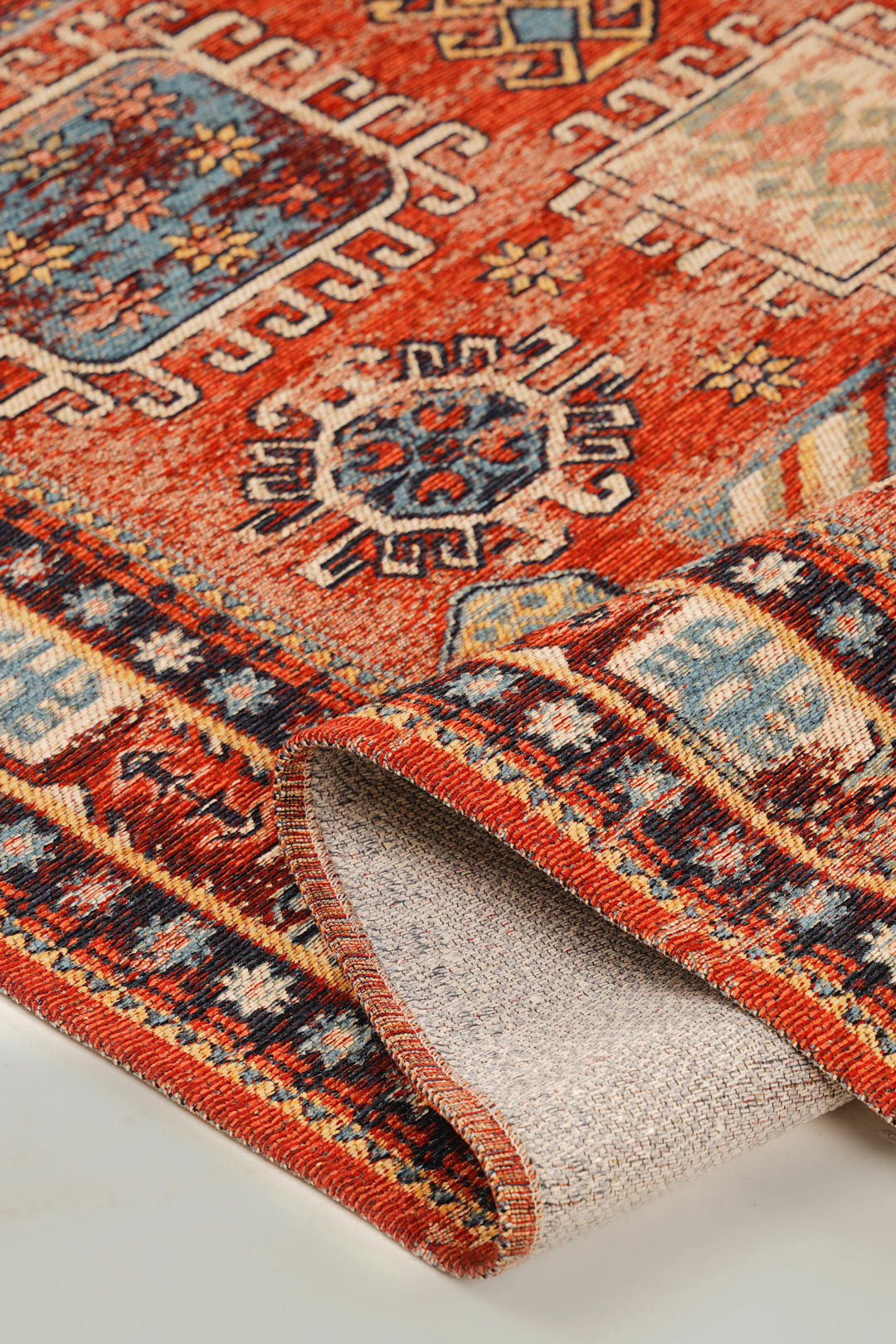Nayra Kuman 32 Kaymaz Tabanlı Yıkanabilir Klasik Kilim - Kırmızı — detay 1