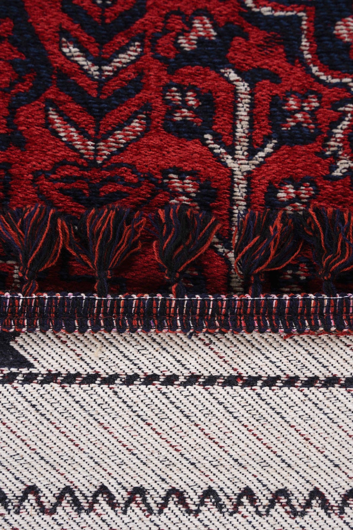 Mira Afgan 7 Kaymaz Tabanlı Yıkanabilir Klasik Kilim — detay 5