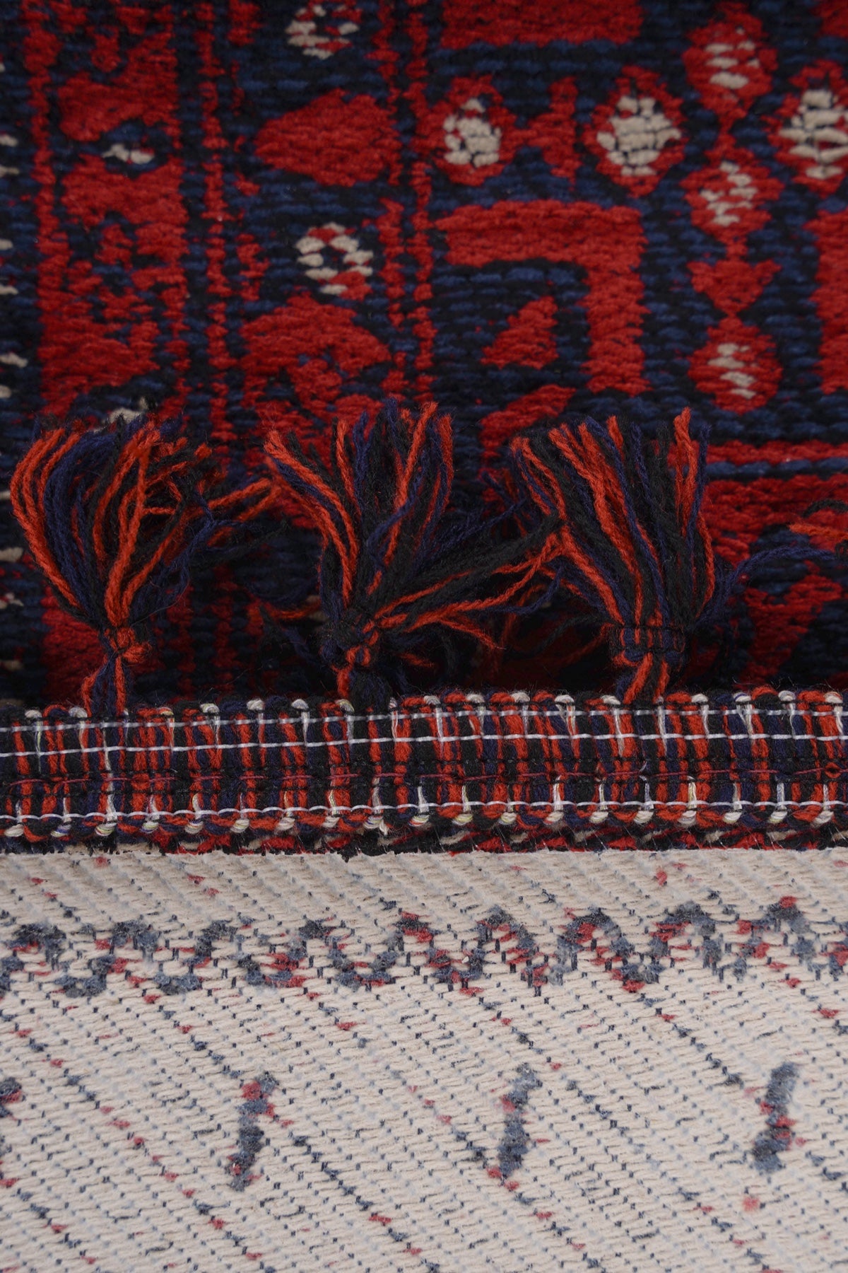 Mira Afgan 8 Kaymaz Tabanlı Yıkanabilir Klasik Kilim — detay 5