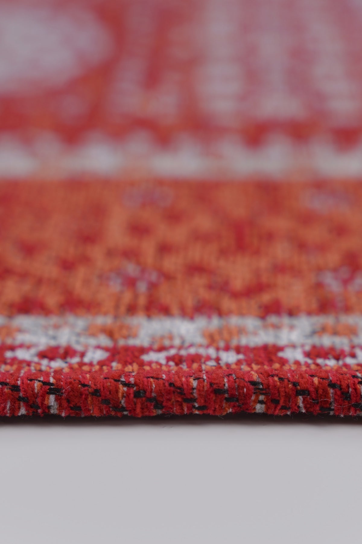 Mira Memlük V18 Kaymaz Tabanlı Yıkanabilir Klasik Kilim — detay 3