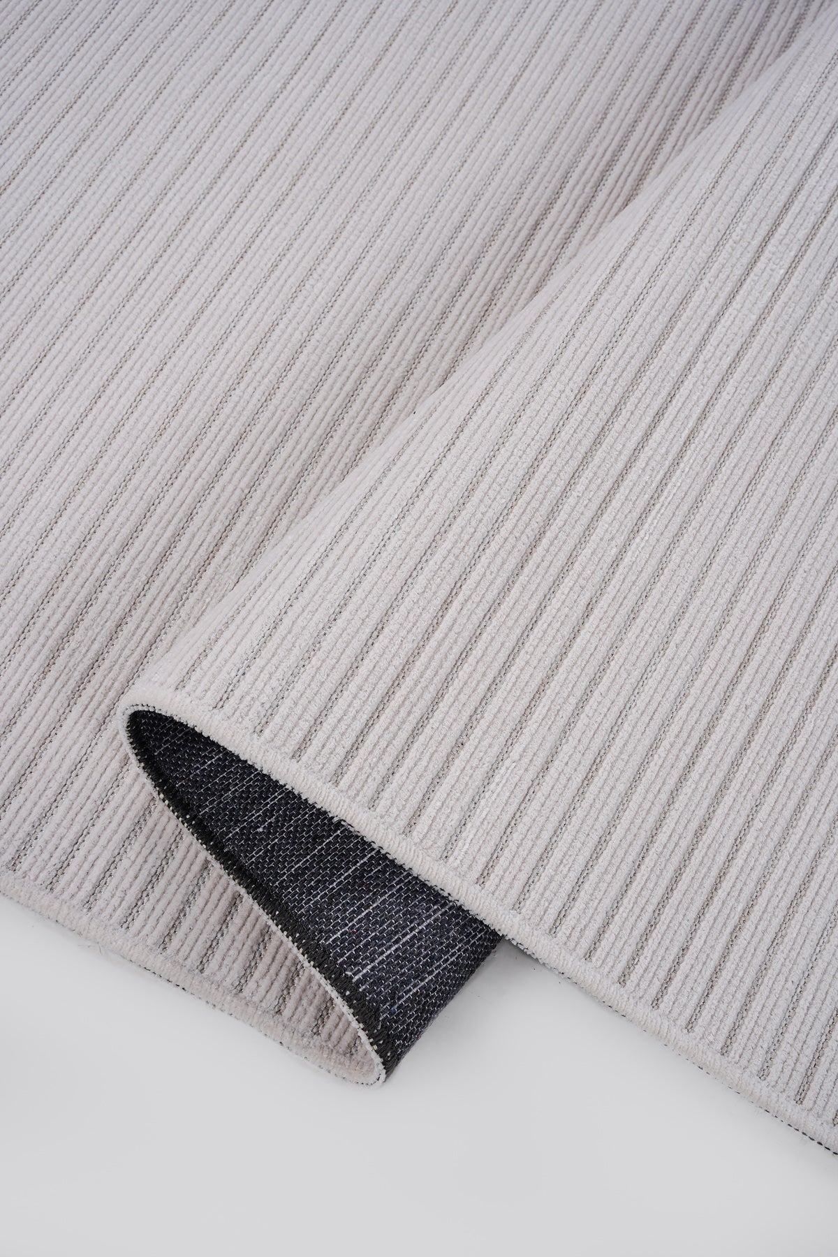 Ravi 1701A Beyaz Kaymaz Taban Yıkanabilir Yumuşak Dokulu Kilim — detay 5