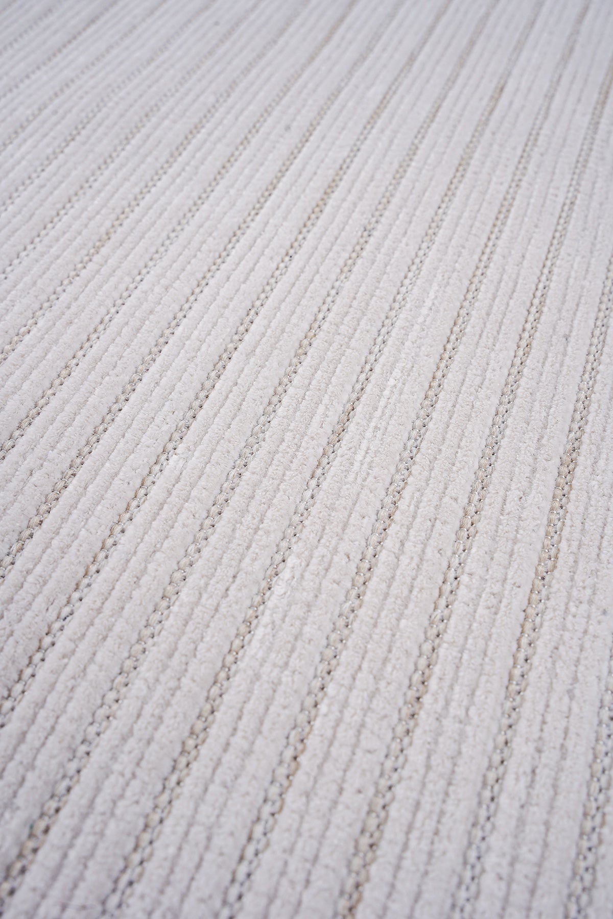 Ravi 1701A Beyaz Kaymaz Taban Yıkanabilir Yumuşak Dokulu Kilim — detay 6
