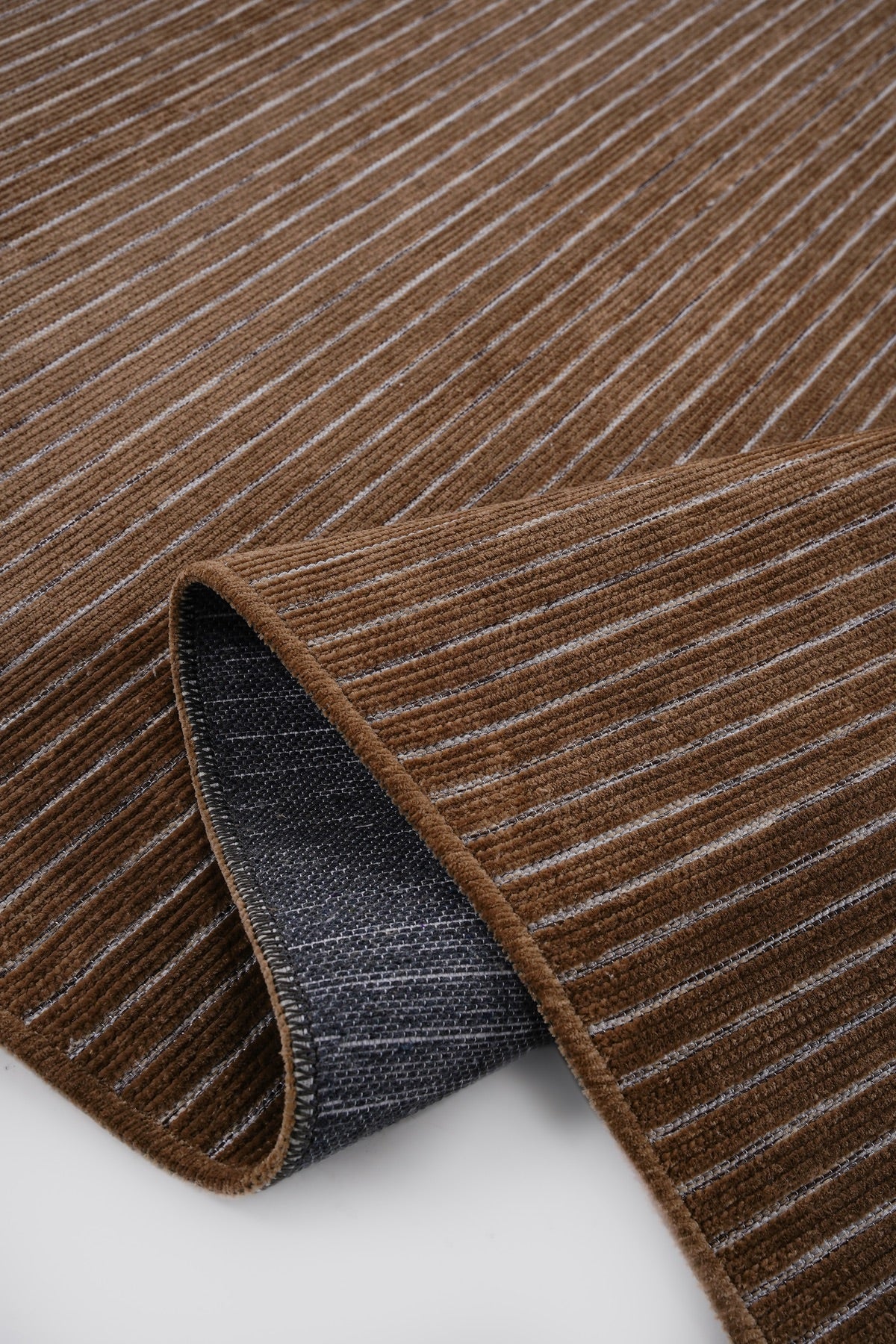 Ravi 1705A Vizon Kaymaz Taban Yıkanabilir Yumuşak Dokulu Kilim — detay 5